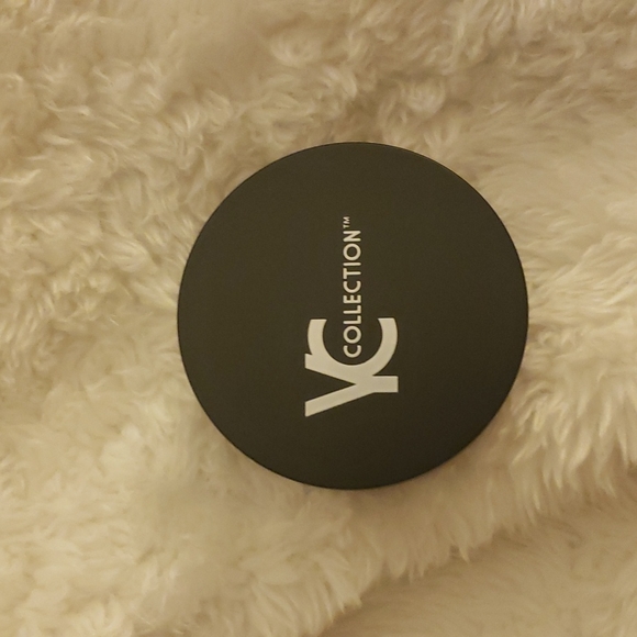 Brand New YC Collection Loose Setting Powder #213 - Picture 2 of 3